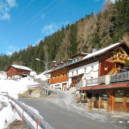 14 By Interhome Apartmán Obergand